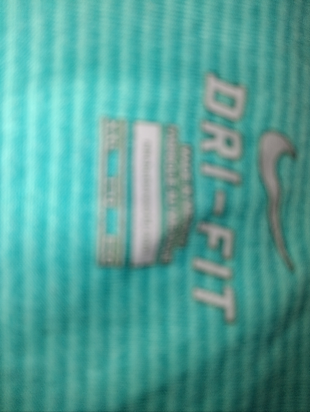 Nike Dri-FIT Turquoise Workout Tank - Picture 3 of 3